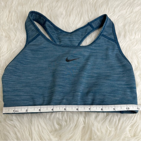 Nike Women’s Training Swoosh Sports Bra Size Medium - Picture 9 of 9